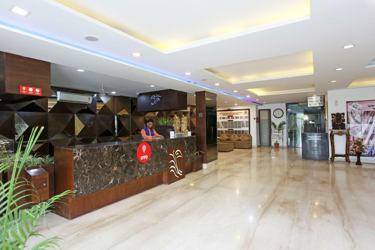 Oyo 13564 Near Prem Mandir Hotel Mathura Exterior foto